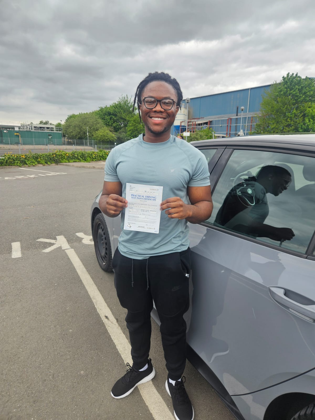 Auto Drivers pupil passing their driving test